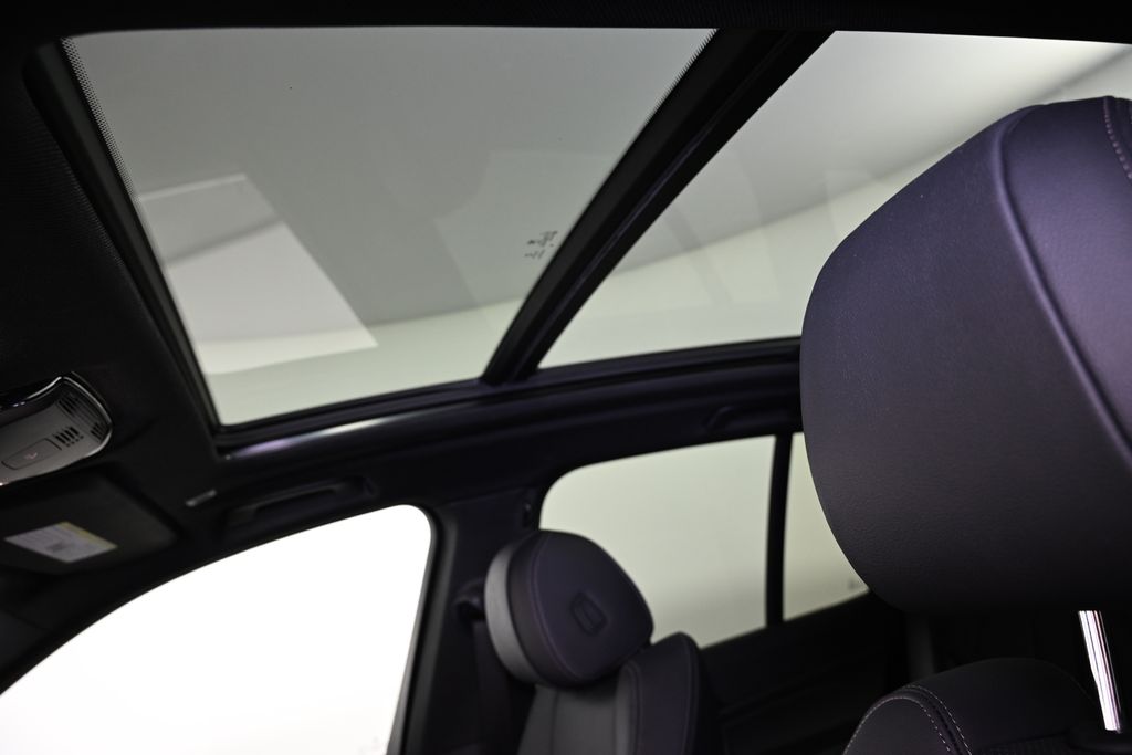 Thumbnail: 2022 BMW X5 - 20