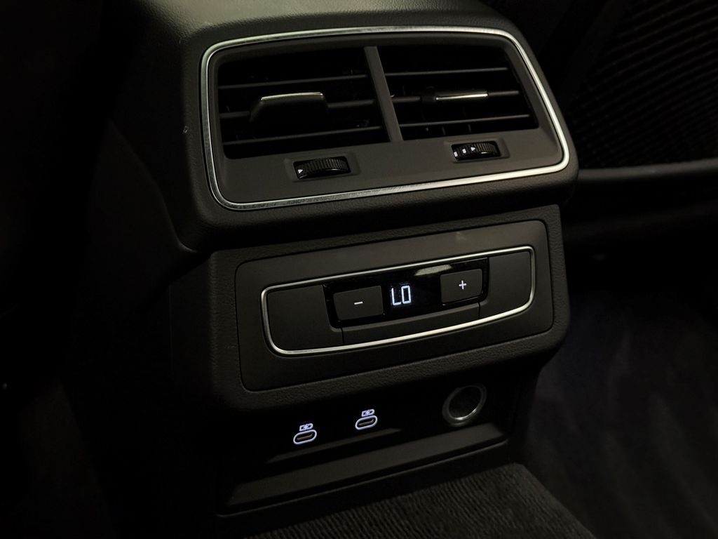 Thumbnail: 2023 Audi A6 - 32