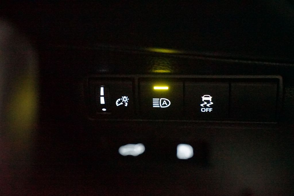 Thumbnail: 2026 Toyota Corolla Cross - 25