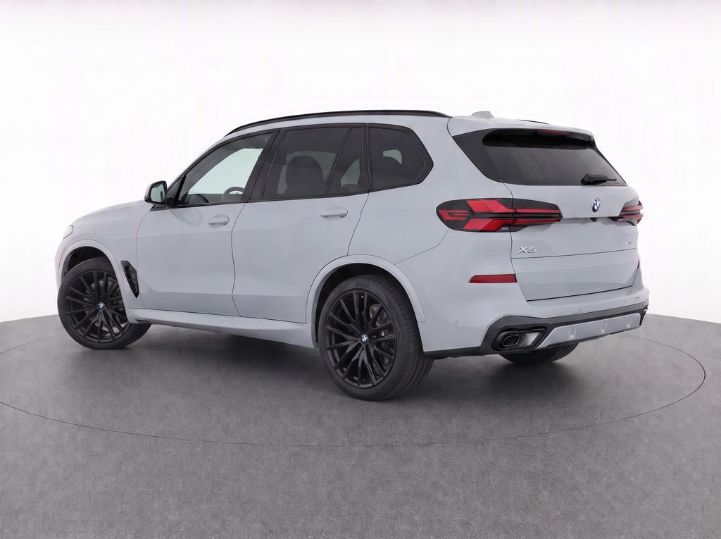 Thumbnail: 2026 BMW X5 - 30