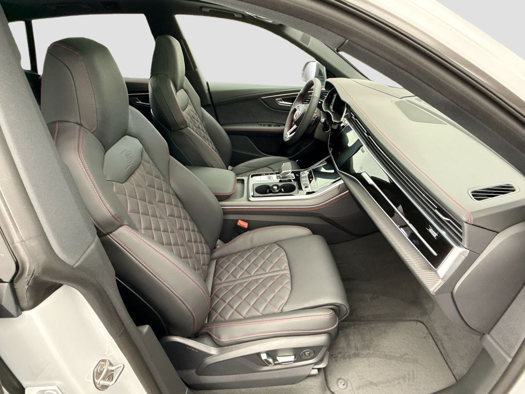 Thumbnail: 2026 Audi Q8 - 20