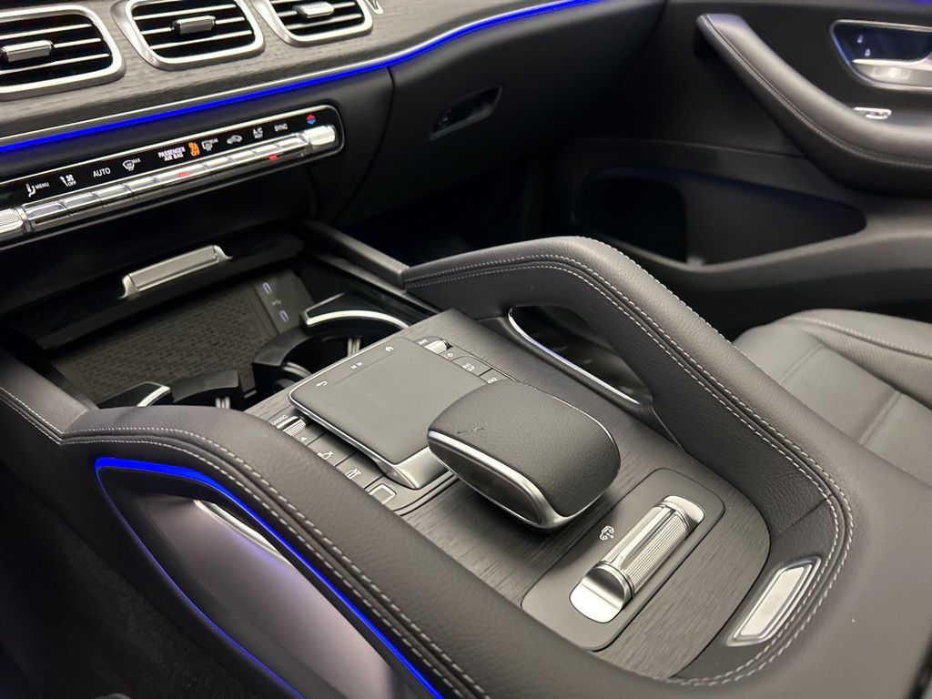 Thumbnail: 2026 Mercedes-Benz GLS - 20