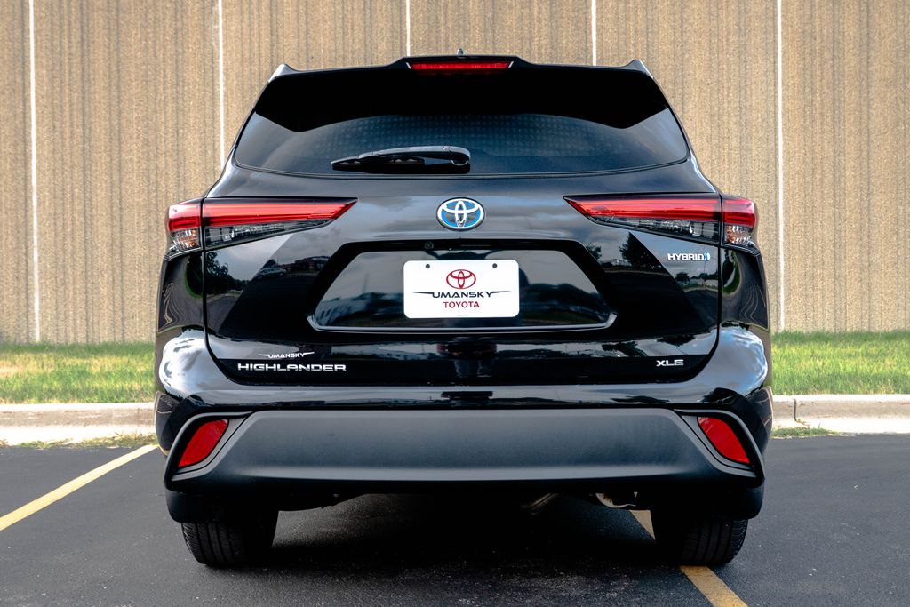 Used 2020 Toyota Highlander Hybrid SUV
