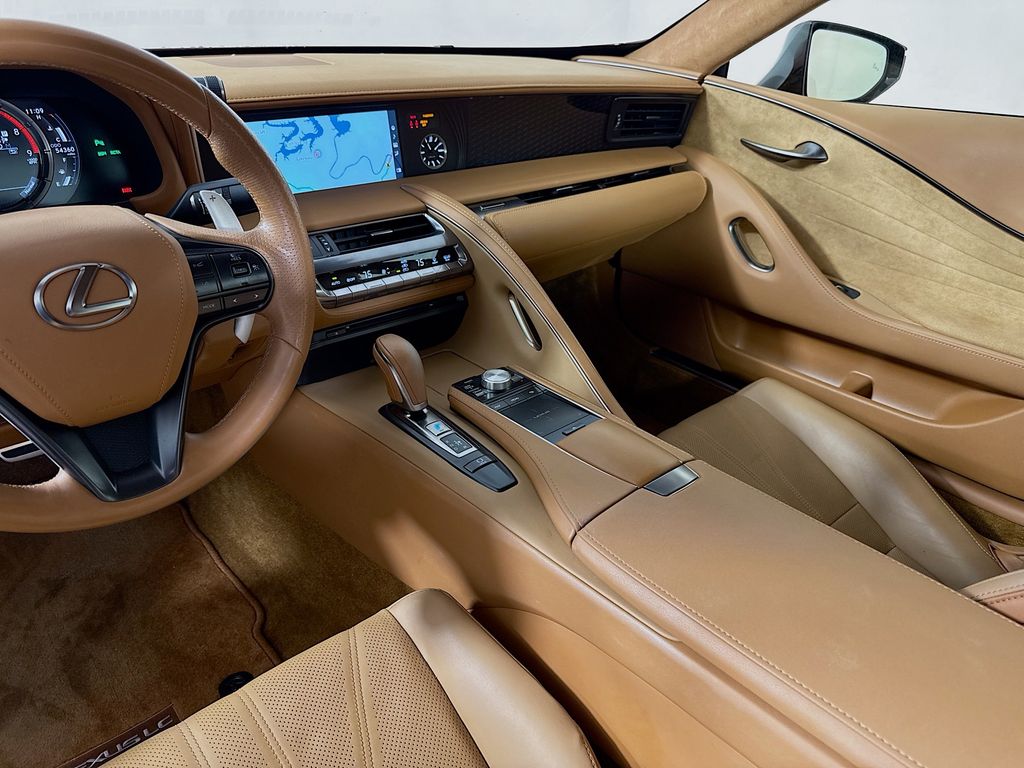 Thumbnail: 2018 Lexus LC - 22