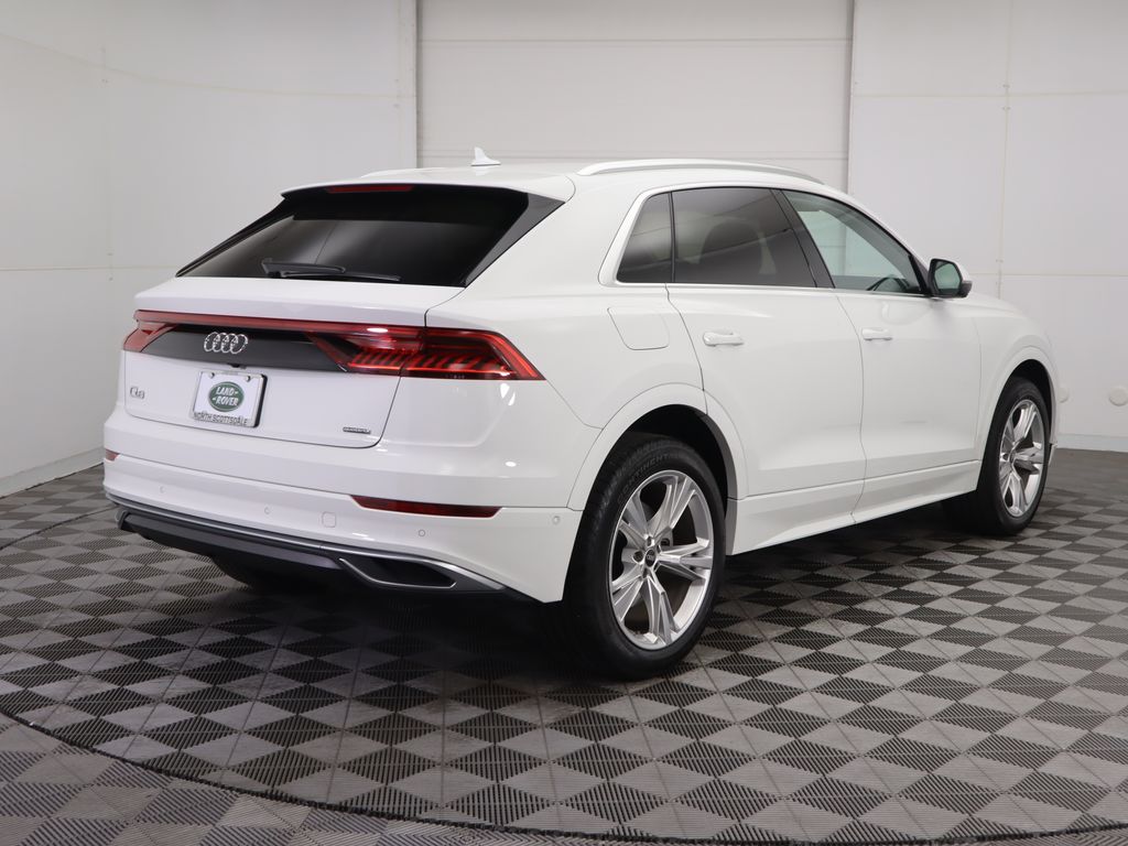 Thumbnail: 2022 Audi Q8 - 5