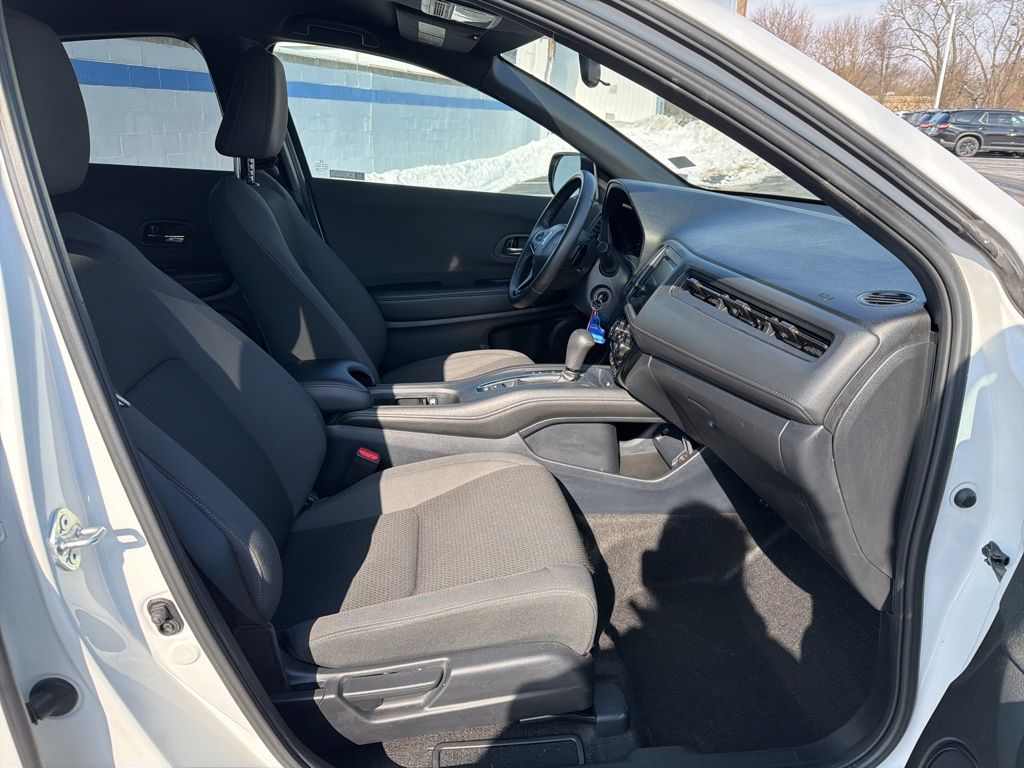 Thumbnail: 2021 Honda HR-V - 25