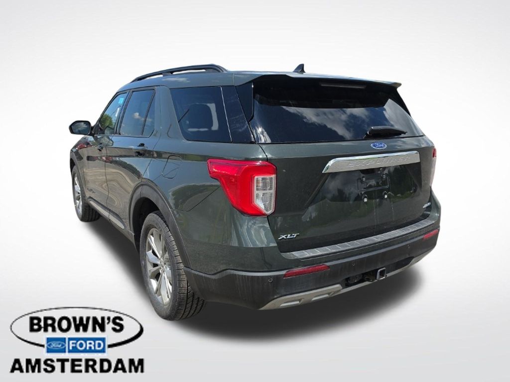 2023 Ford Explorer XLT - 8