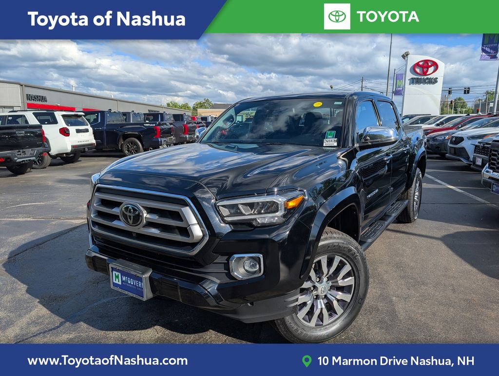 Midnight Black Metallic 2022 Toyota Tacoma Pickup Truck Four-Wheel Drive 6-Speed Automatic