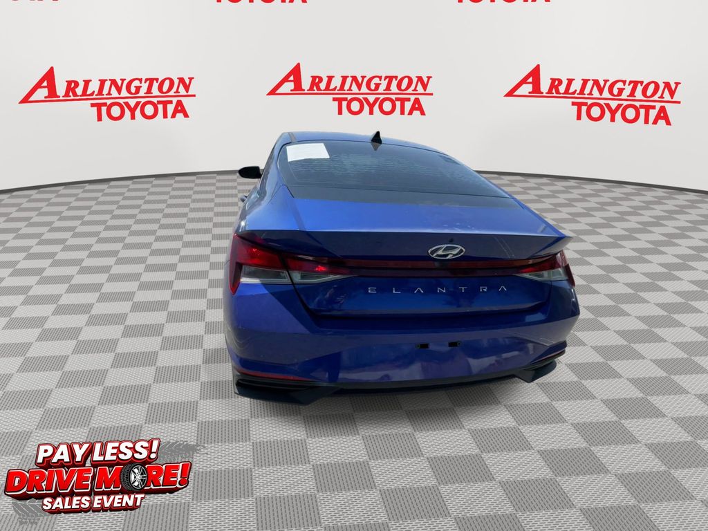 2021 Hyundai Elantra SEL - Photo 10