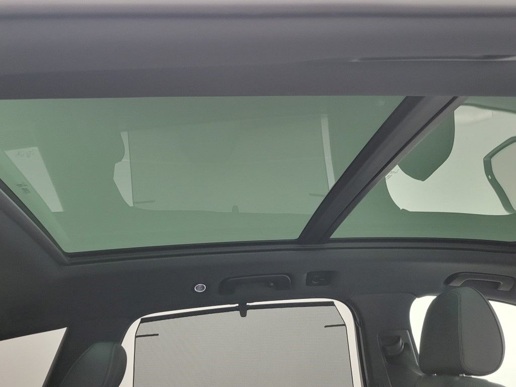 Thumbnail: 2026 Audi Q7 - 20