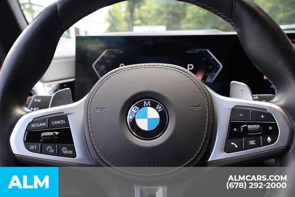 Used 2023 White BMW M60i image 35