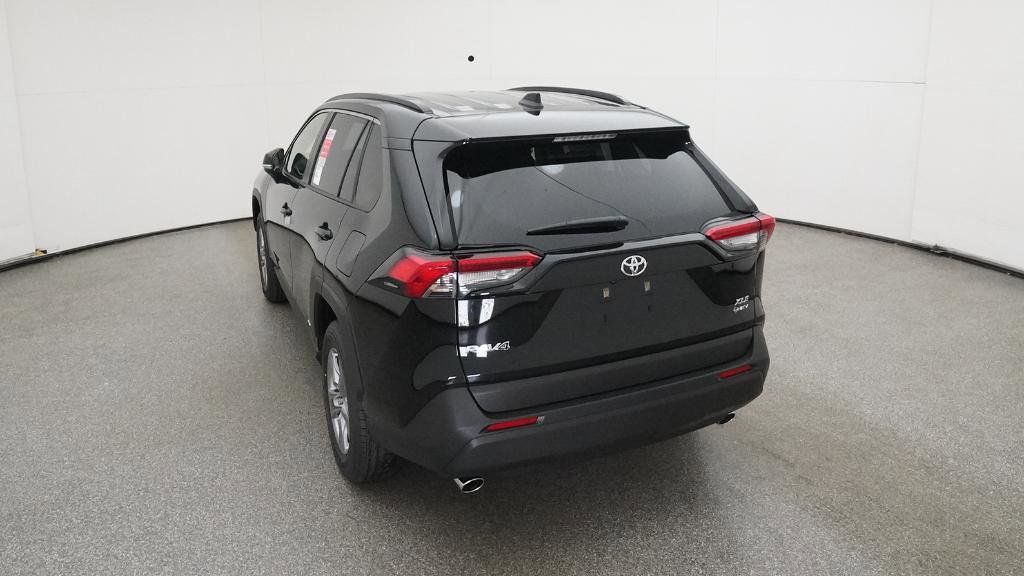 Thumbnail: 2025 Toyota RAV4 - 13