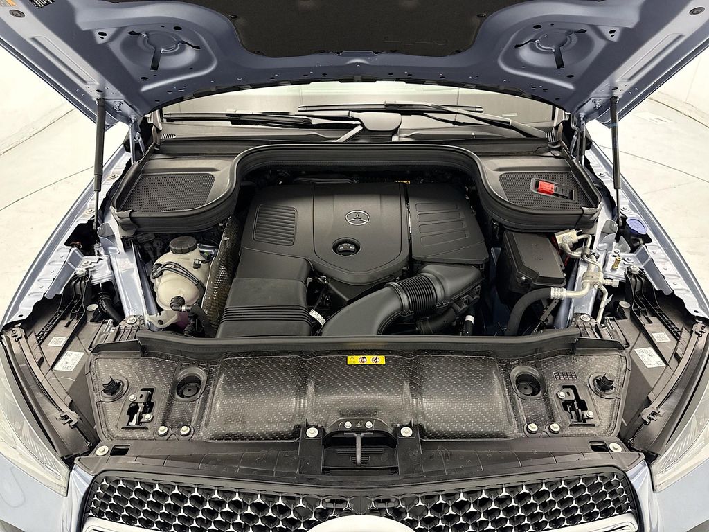 Thumbnail: 2026 Mercedes-Benz GLE - 29