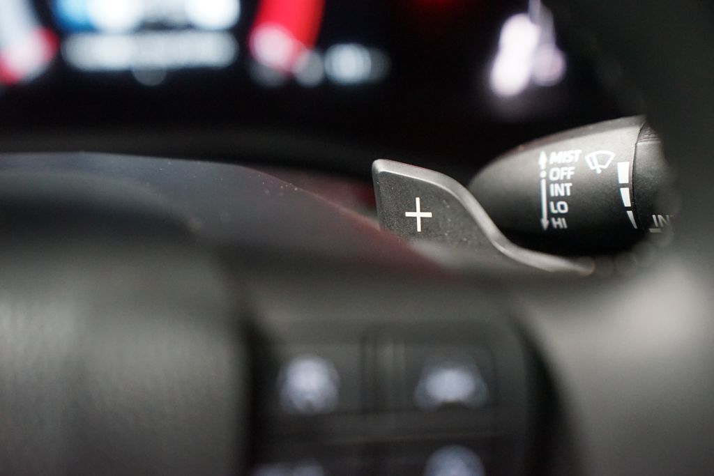 Thumbnail: 2025 Toyota Camry - 15