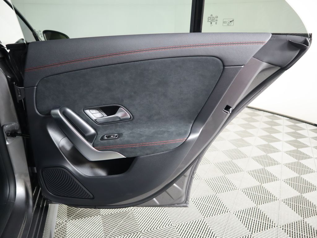 2025 Mercedes-Benz CLA 250 28