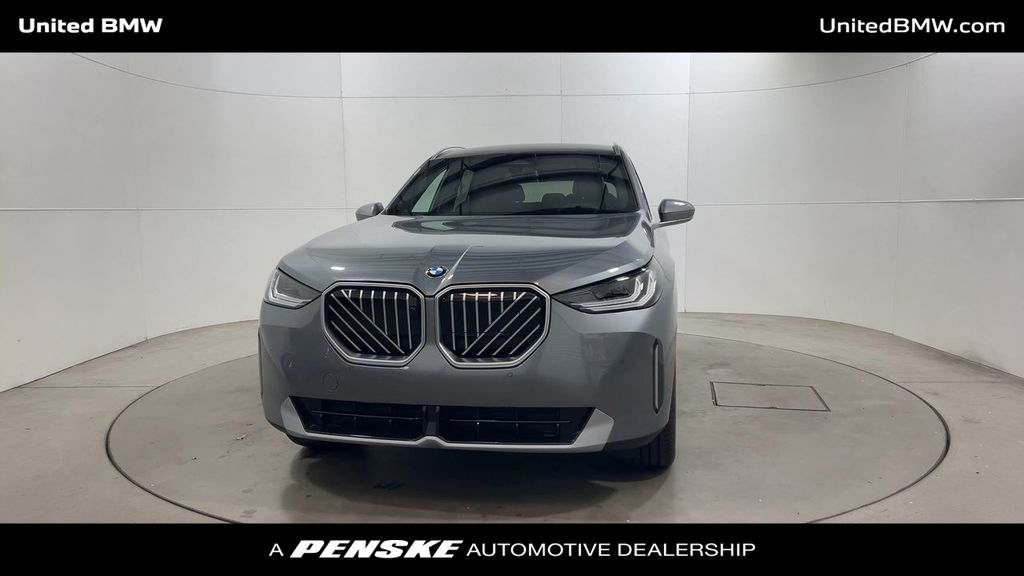 Thumbnail: 2026 BMW X3 - 3