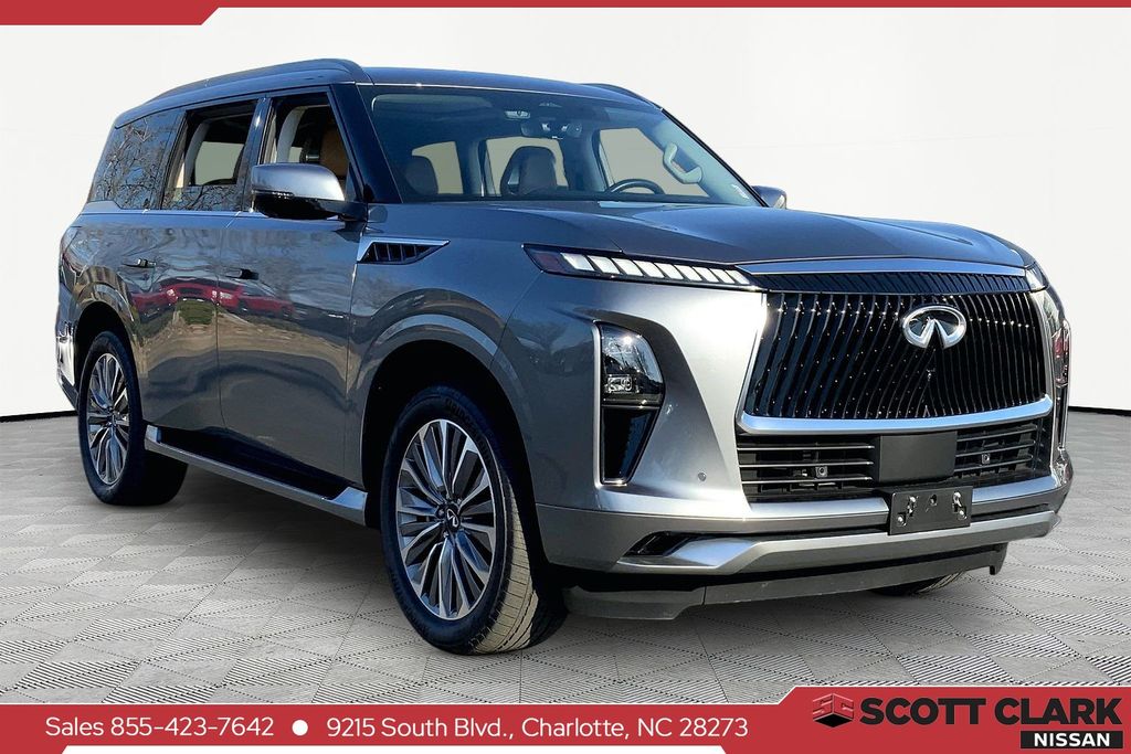 2025 INFINITI QX80 Sensory 4WD