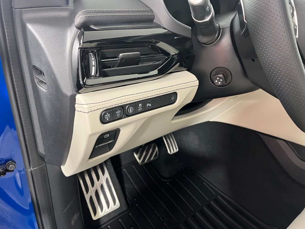 Thumbnail: 2026 Acura MDX - 27