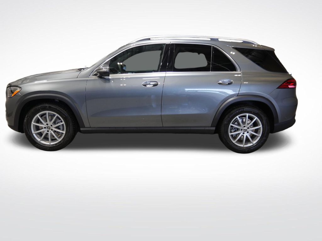 Thumbnail: 2026 Mercedes-Benz GLE - 2