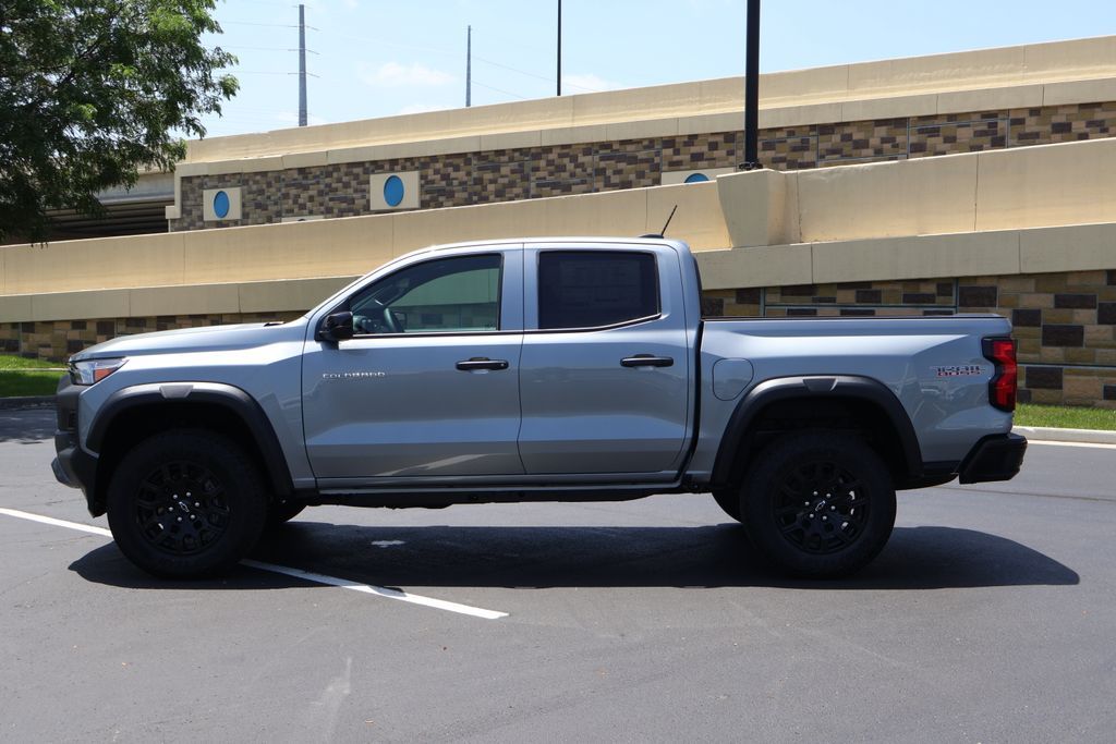 Thumbnail: 2026 Chevrolet Colorado - 4
