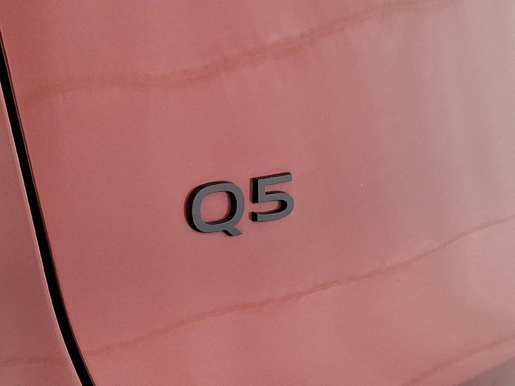 Thumbnail: 2025 Audi Q5 - 29