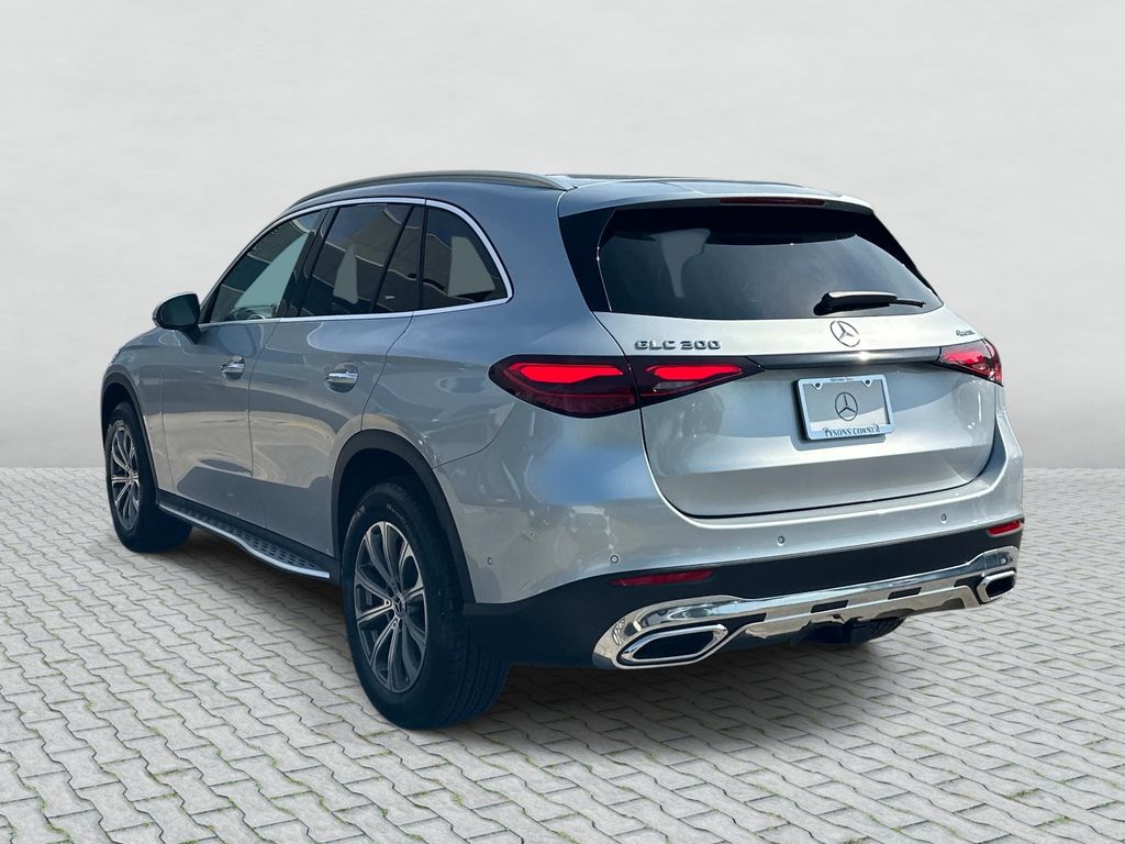 Thumbnail: 2026 Mercedes-Benz GLC - 7