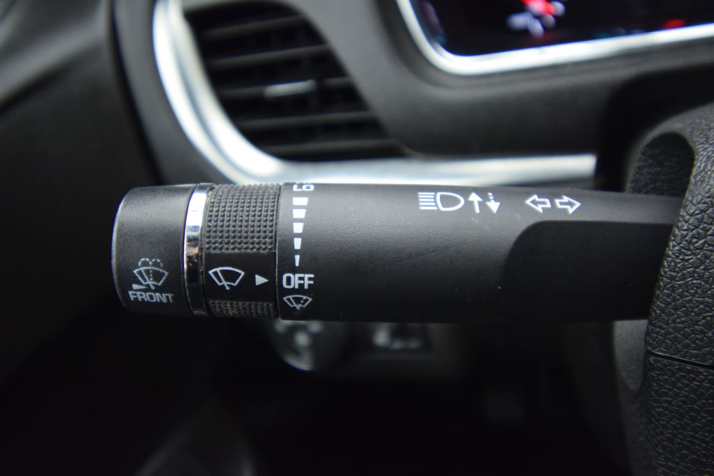 used 2014 Chevrolet Traverse car, priced at $7,500