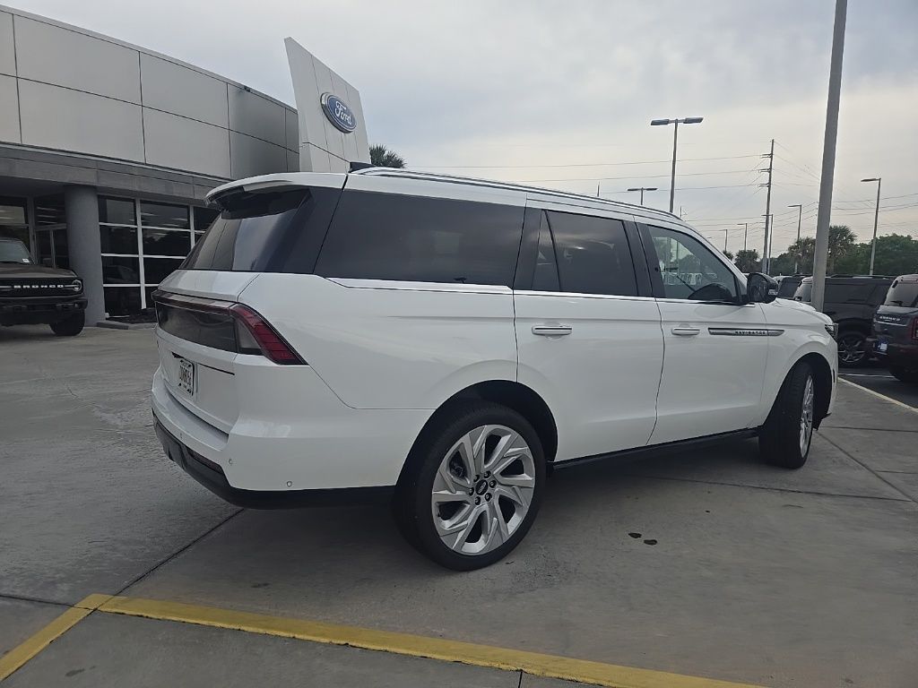 2025 Lincoln Navigator Reserve