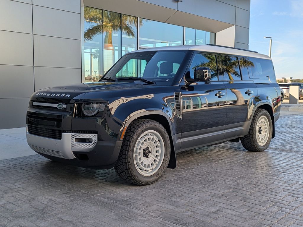 2025 Land Rover Defender 130 P400 S AWD