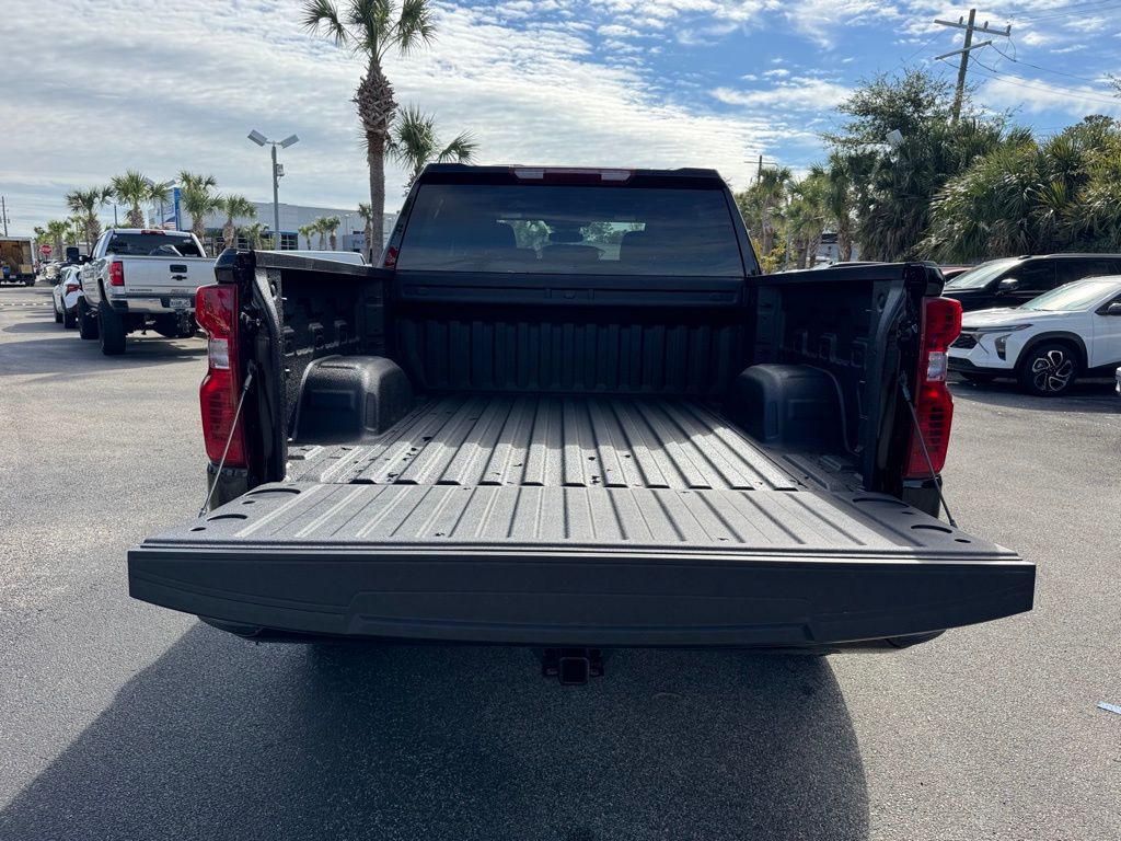 2025 Chevrolet Silverado 1500 Custom 12