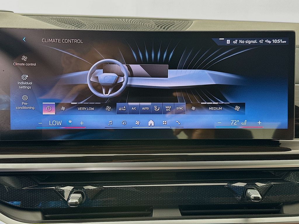 Thumbnail: 2026 BMW X5 - 14