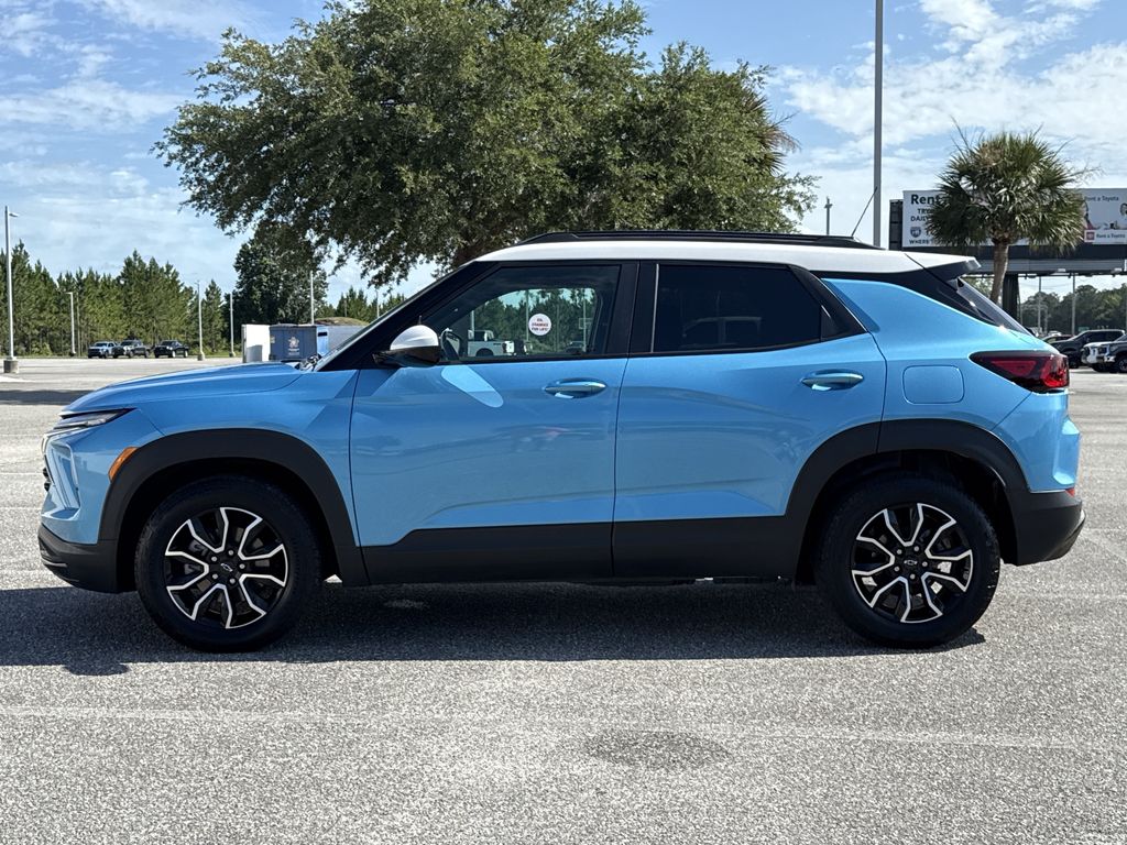 Used 2025 Chevrolet TrailBlazer SUV
