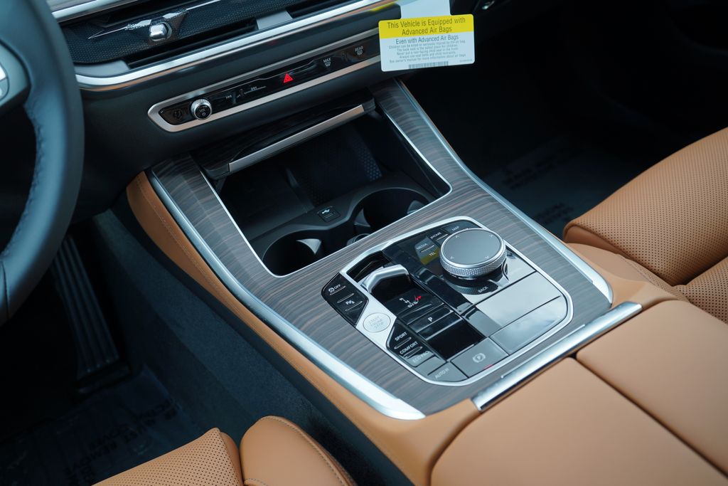 Thumbnail: 2026 BMW X5 - 19