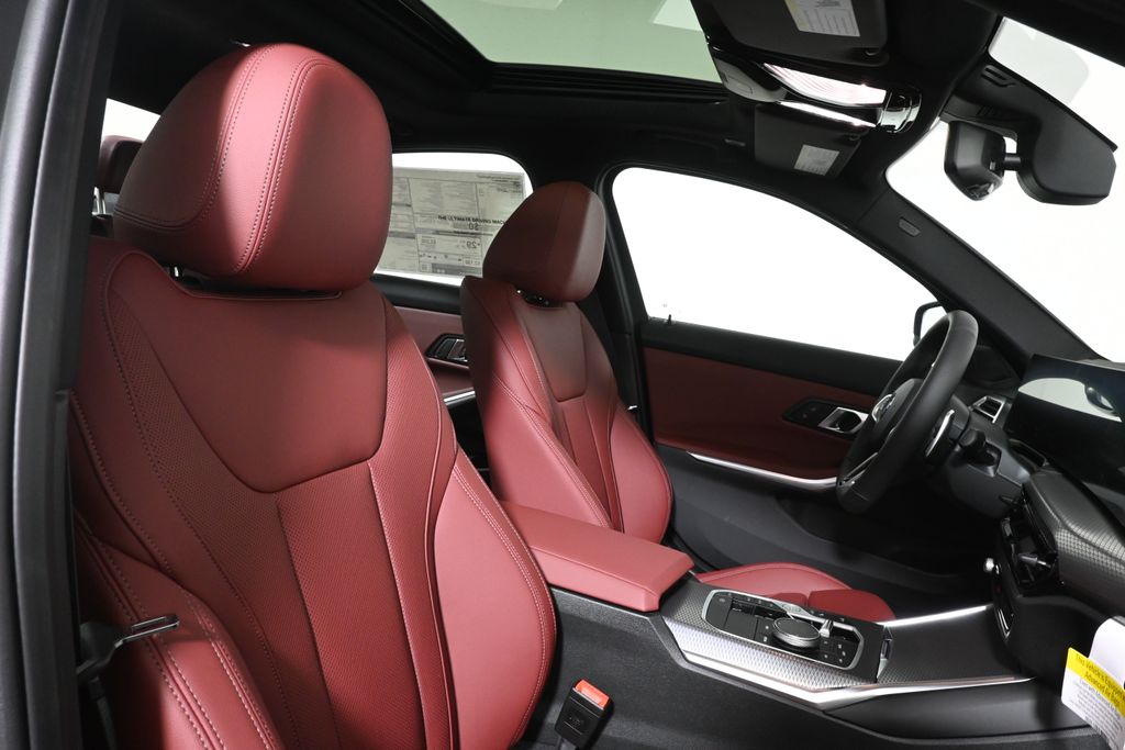 Thumbnail: 2026 BMW 3 Series - 29