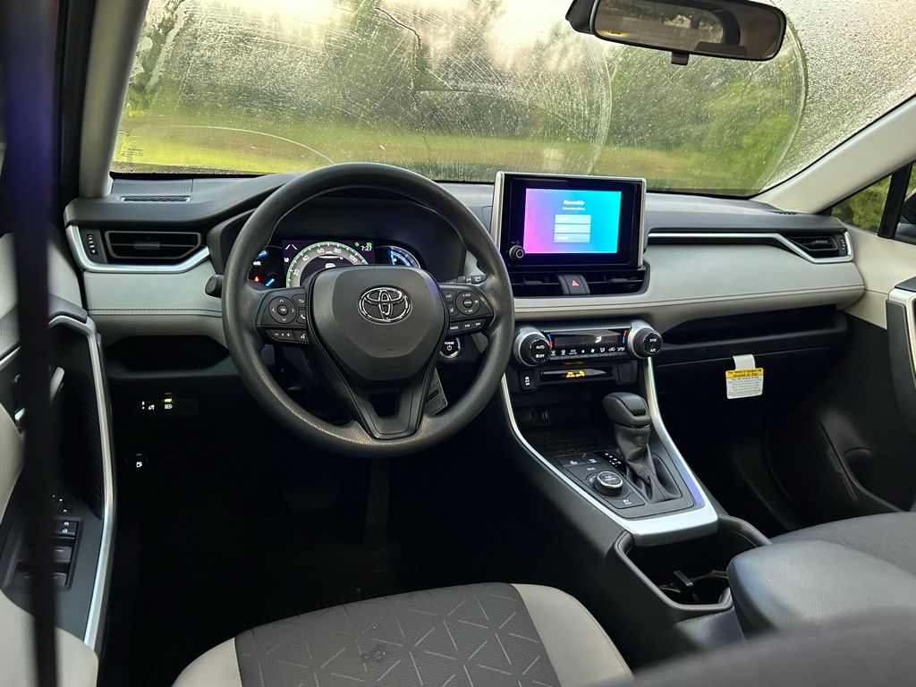 Thumbnail: 2024 Toyota RAV4 - 12