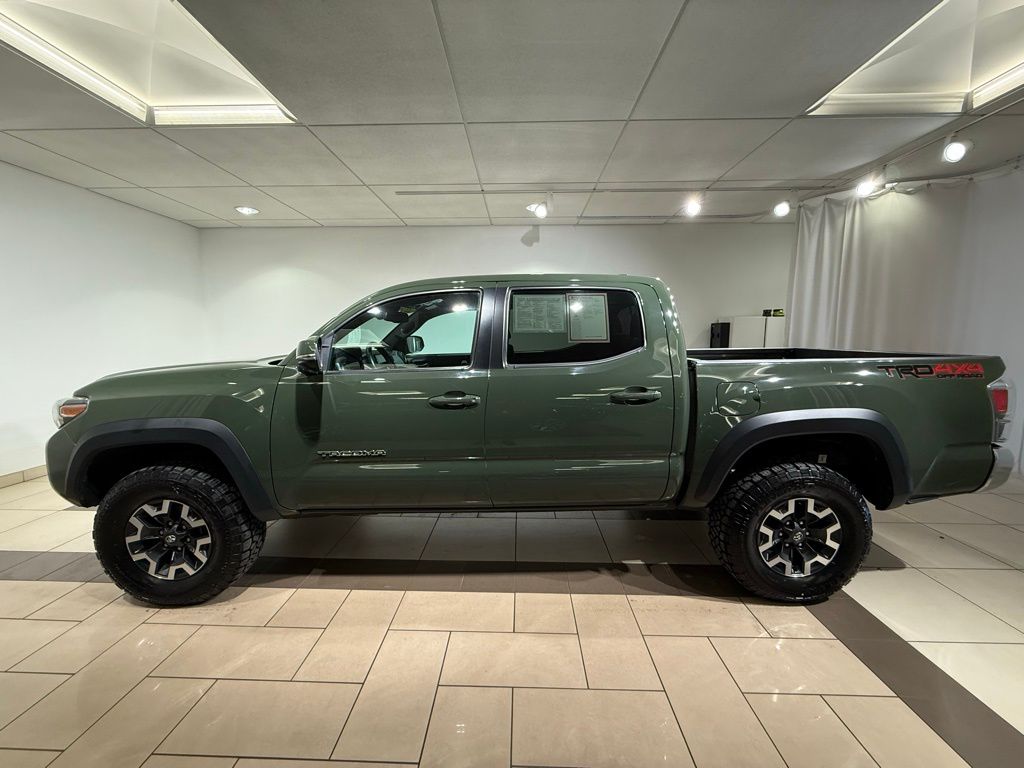 2022 Toyota Tacoma TRD Off-Road 2