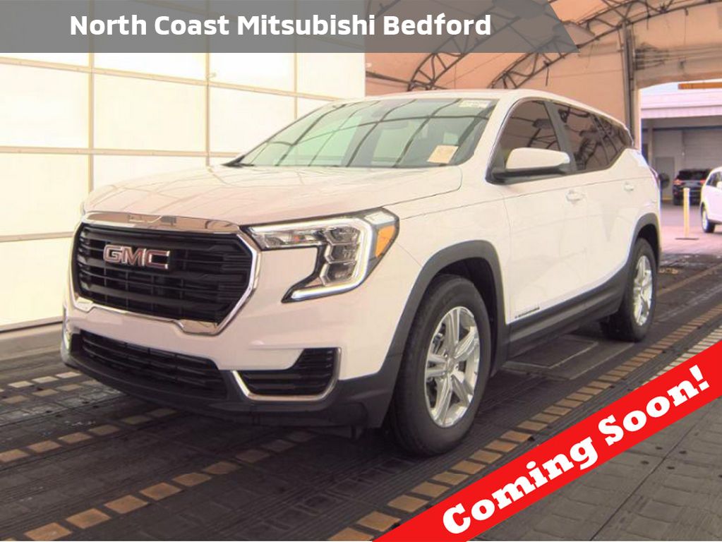 Summit White 2024 GMC Terrain SLE FWD SUV / Crossover Front-Wheel Drive 9-Speed Automatic