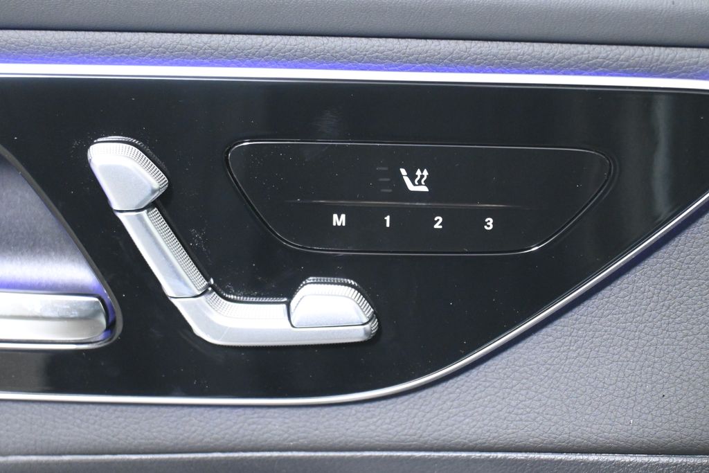 Thumbnail: 2026 Mercedes-Benz GLC - 23