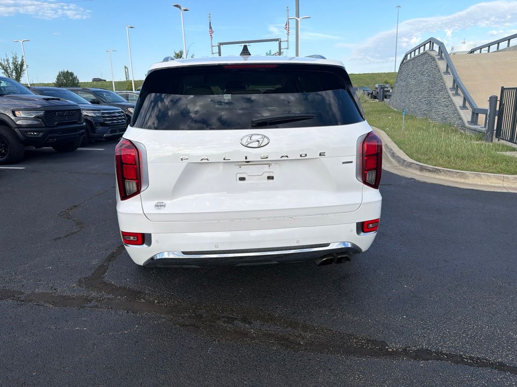Used 2020 White Hyundai Limited image 6