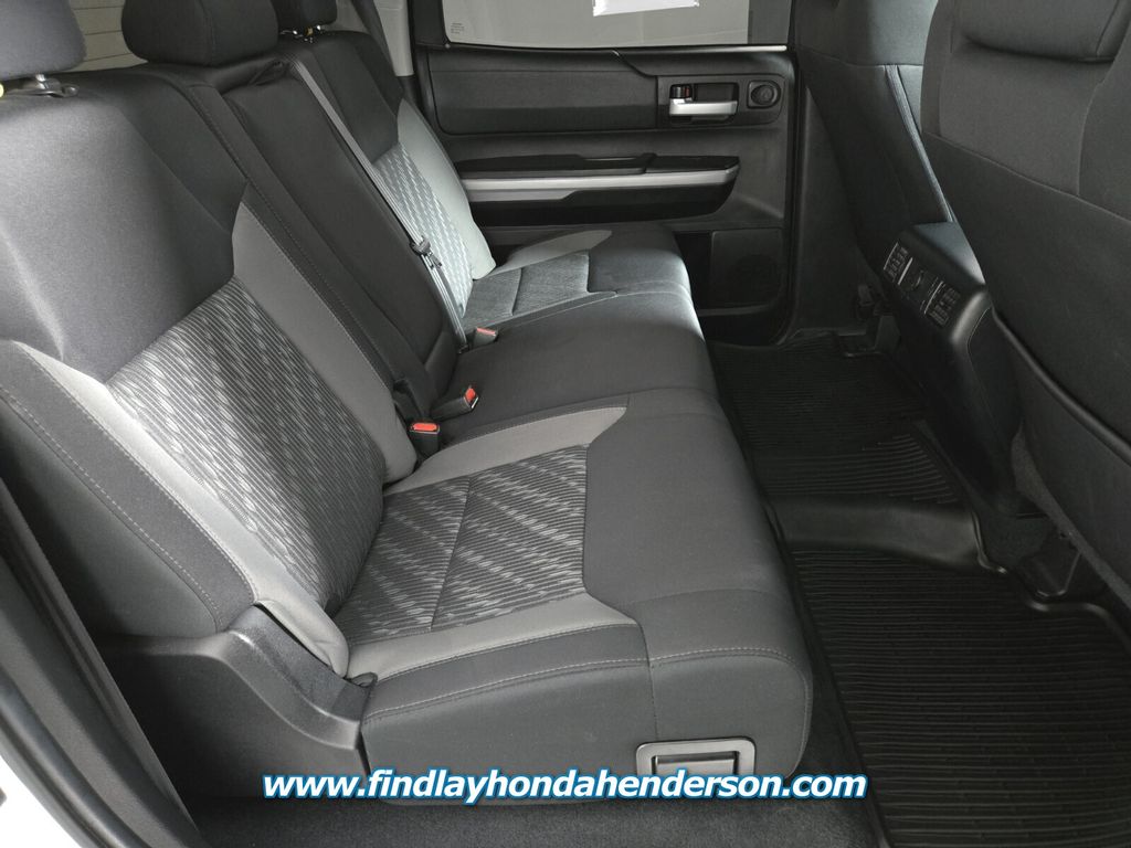 2020 Toyota Tundra SR5 photo