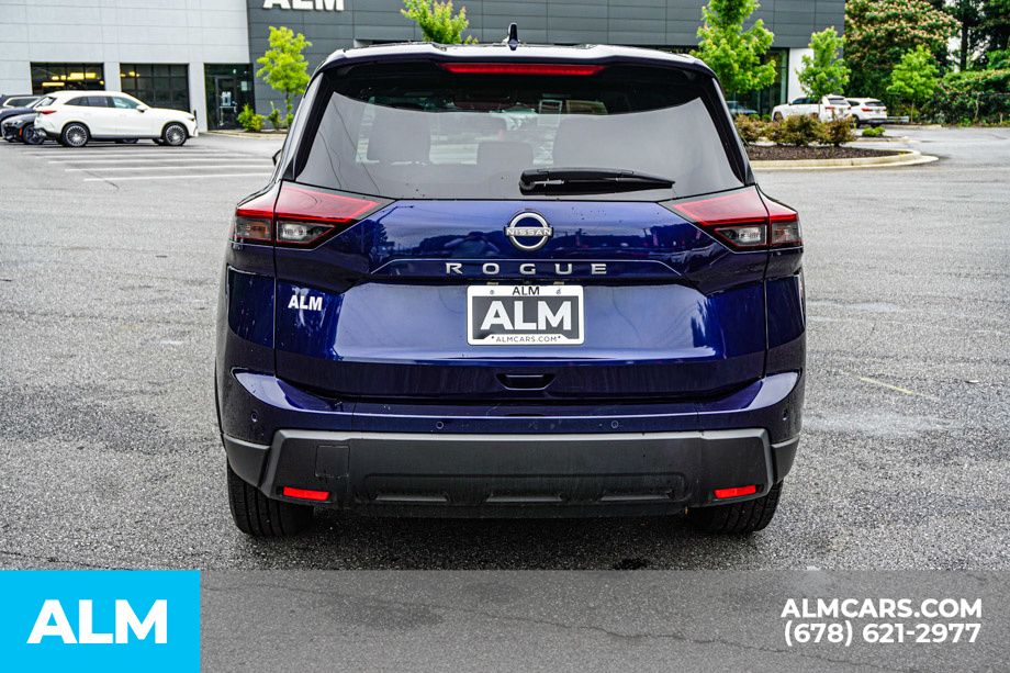 Used 2025 Blue Nissan SV image 11