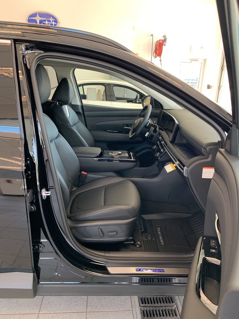 New 2026 Black Hyundai Limited image 14