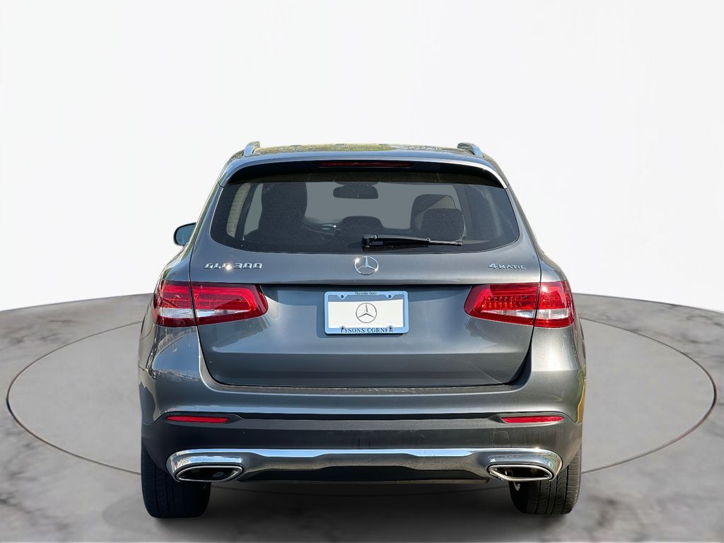 2016 Mercedes-Benz GLC 300 5