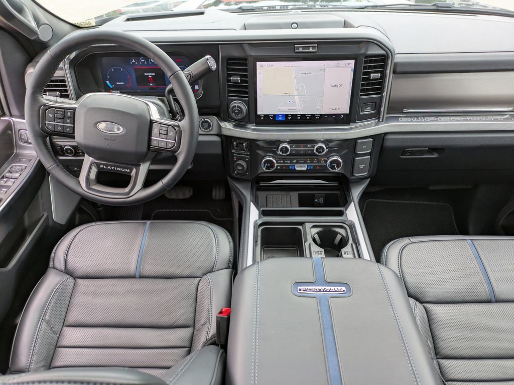 2026 Ford Super Duty F-350 SRW Platinum