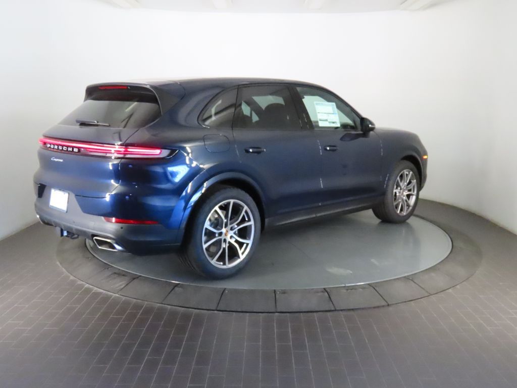 Thumbnail: 2026 Porsche Cayenne - 7