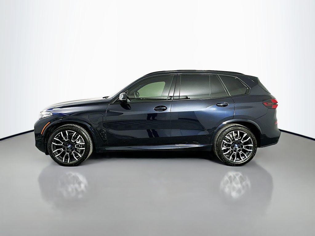 Thumbnail: 2024 BMW X5 - 8