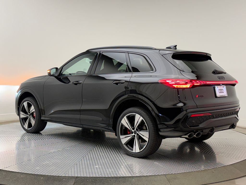 Thumbnail: 2026 Audi SQ5 - 5