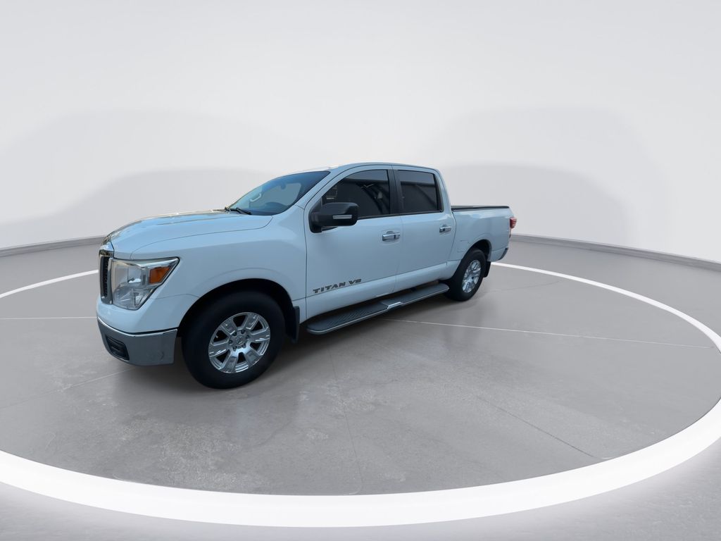 Used 2018 Glacier White Nissan SV image 4