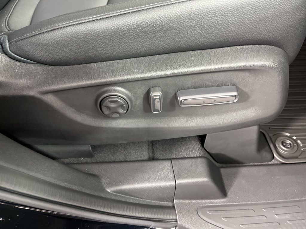 Thumbnail: 2026 Honda Odyssey - 9