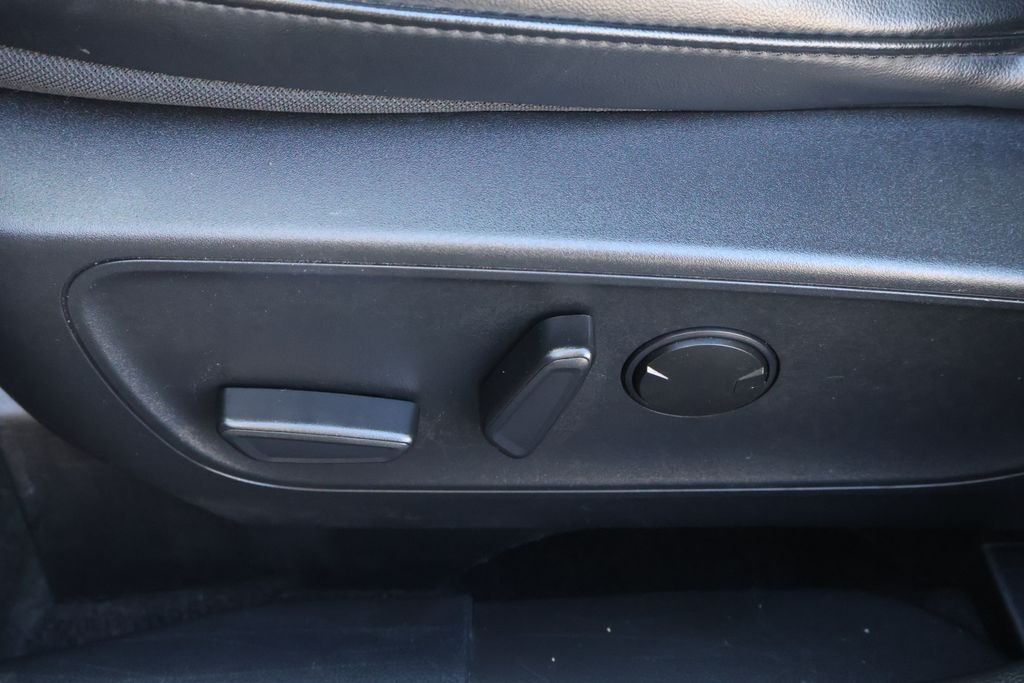 Thumbnail: 2024 Ford Escape - 31